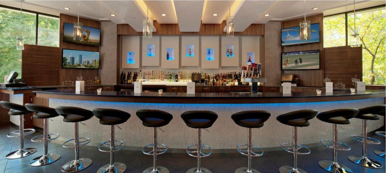 Hotel Crowne Plaza - Conference Center By Ihg