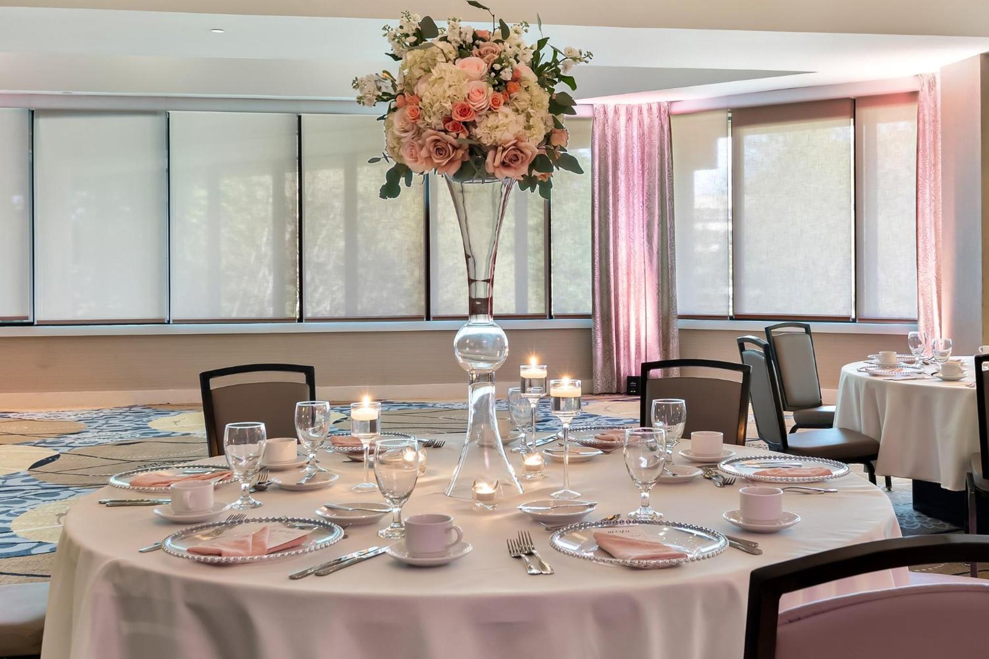 Crowne Plaza - Conference Center By Ihg 4*